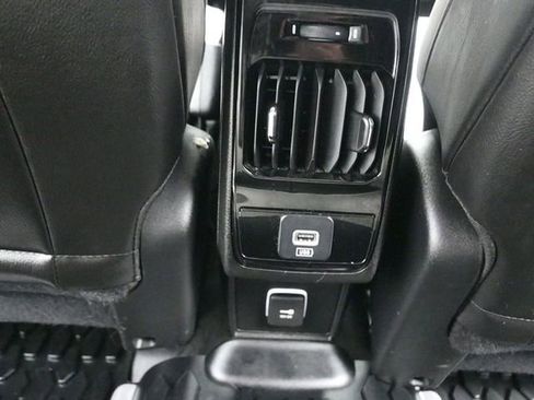 Used 2022 Jeep Compass Latitude image 25