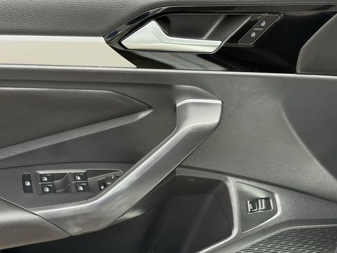 Used 2019 Volkswagen Jetta R-Line image 17