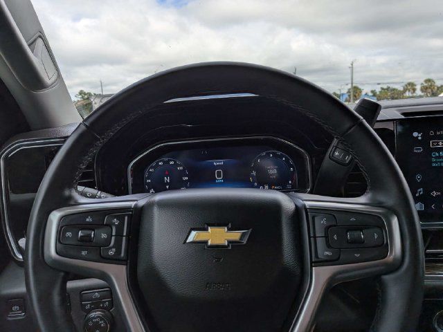 Used 2023 Chevrolet Silverado 1500 LT AWD/4WD image 22