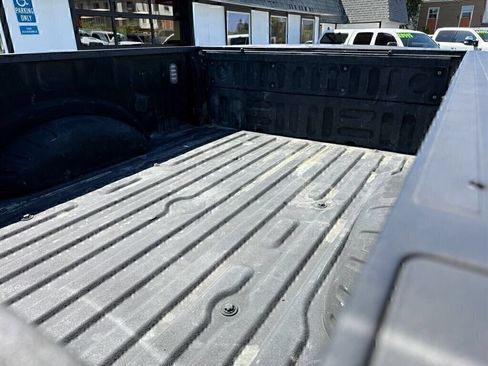 Used 2017 Ford F250 Lariat w/ Lariat Ultimate Package AWD/4WD image 16