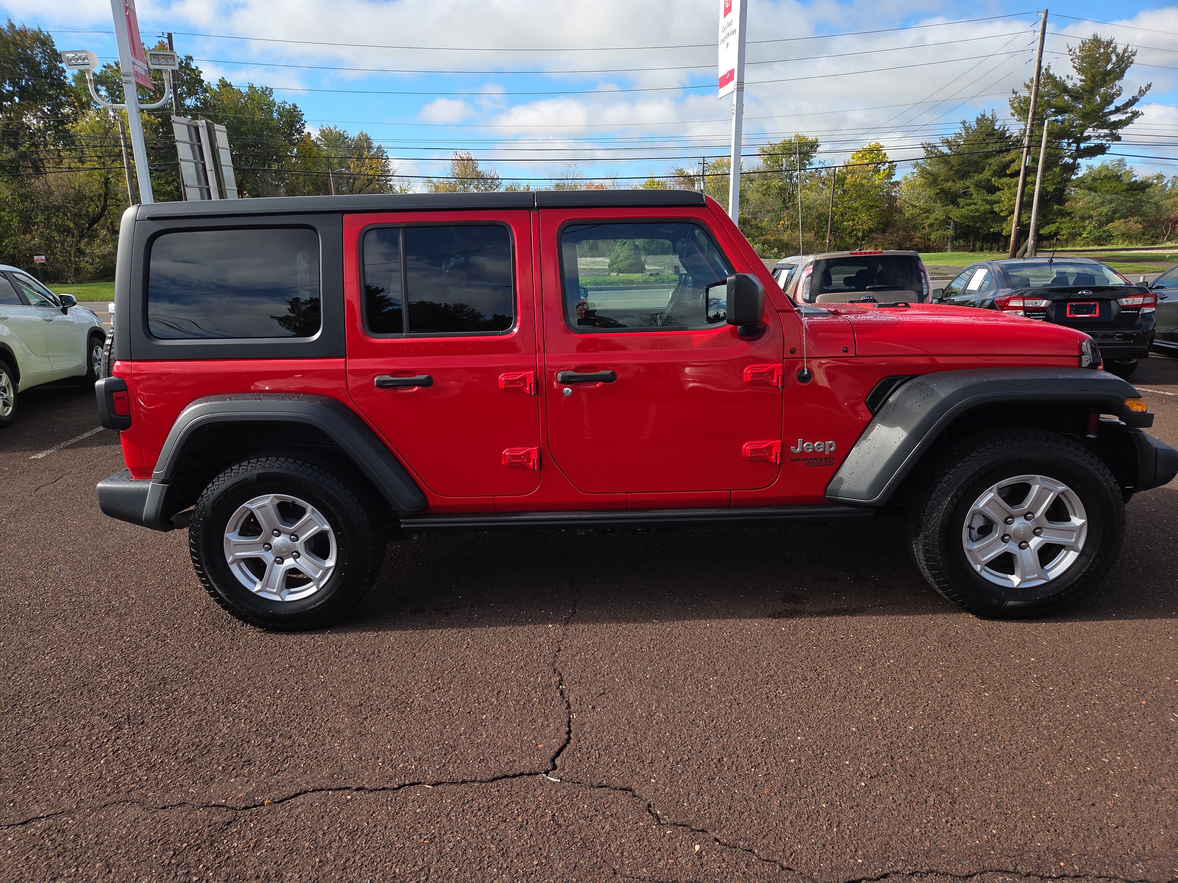 Used 2021 Jeep Wrangler Unlimited Sport AWD/4WD image 2