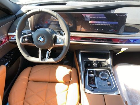 New 2026 BMW 740i xDrive w/ Premium Package AWD/4WD image 11