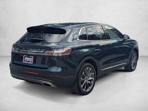 Used 2022 Lincoln Nautilus Reserve w/ Equipment Group 201A image 5