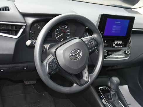 Certified 2025 Toyota Corolla LE image 8