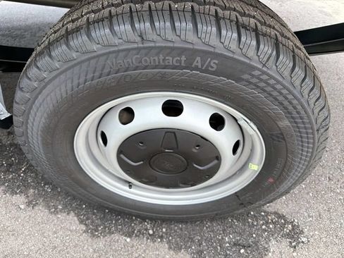 New 2026 Ford Transit 250 148 Medium Roof RWD image 35