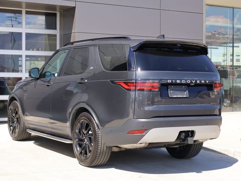 Certified 2025 Land Rover Discovery S AWD/4WD image 10