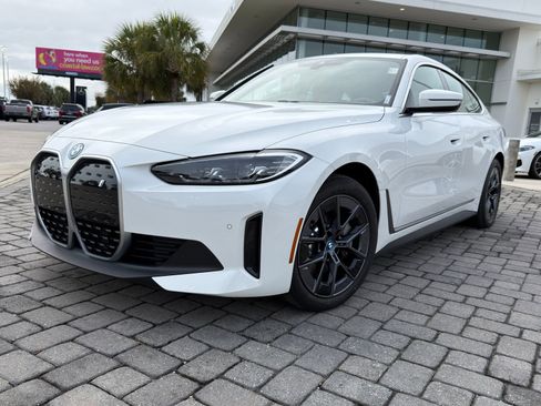 Used 2023 BMW i4 eDrive40 w/ Premium Package image 1