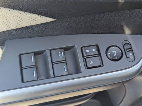 Used 2016 Honda CR-V Touring image 22