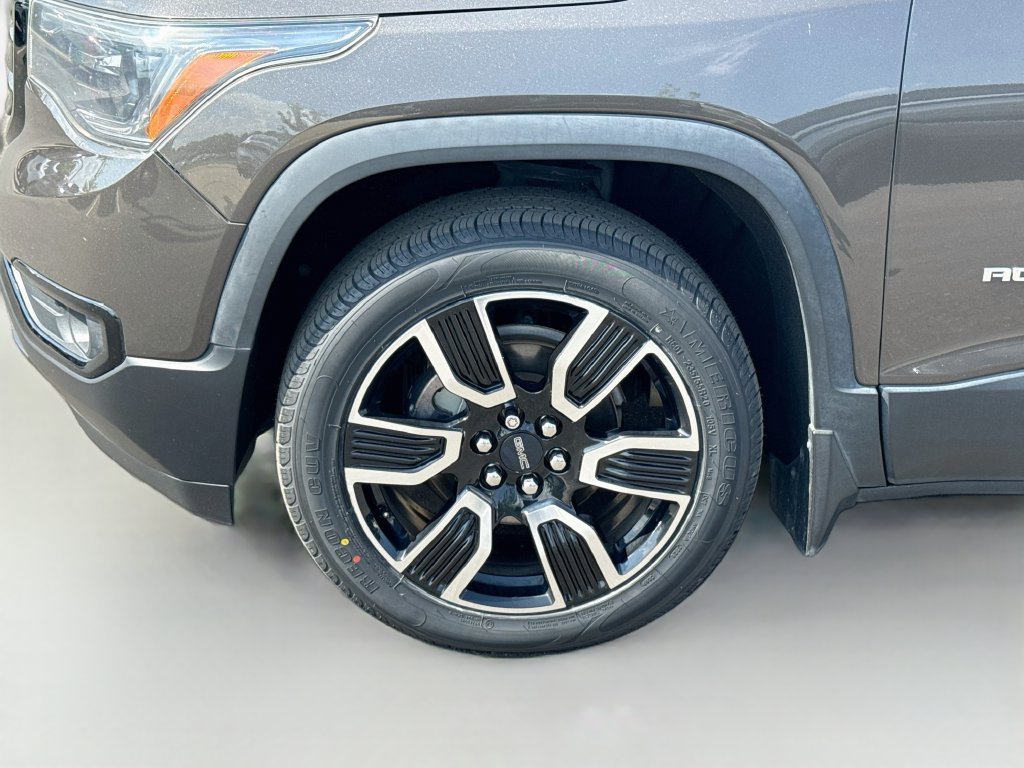 Used 2019 GMC Acadia SLT w/ Black Edition FWD image 36