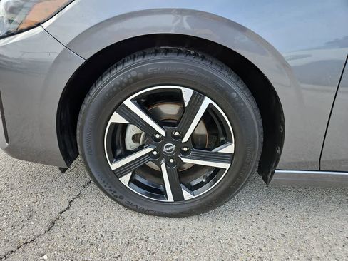 Used 2024 Nissan Sentra SV image 19