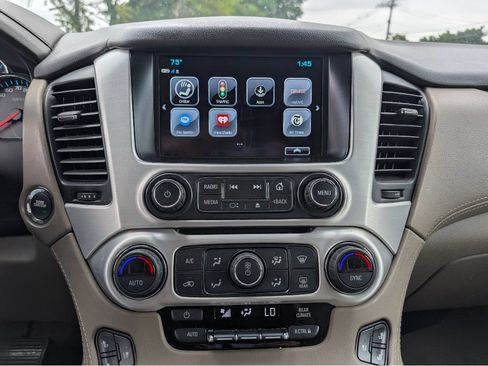 Used 2019 GMC Yukon XL SLT w/ Open Road Package AWD/4WD image 31