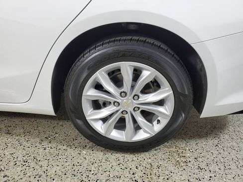 Used 2025 Chevrolet Malibu LT FWD image 9
