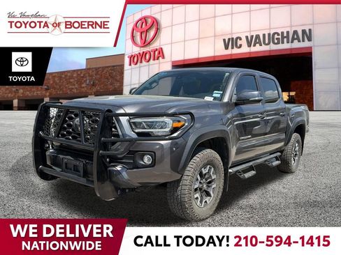 Certified 2020 Toyota Tacoma TRD Off-Road image 1