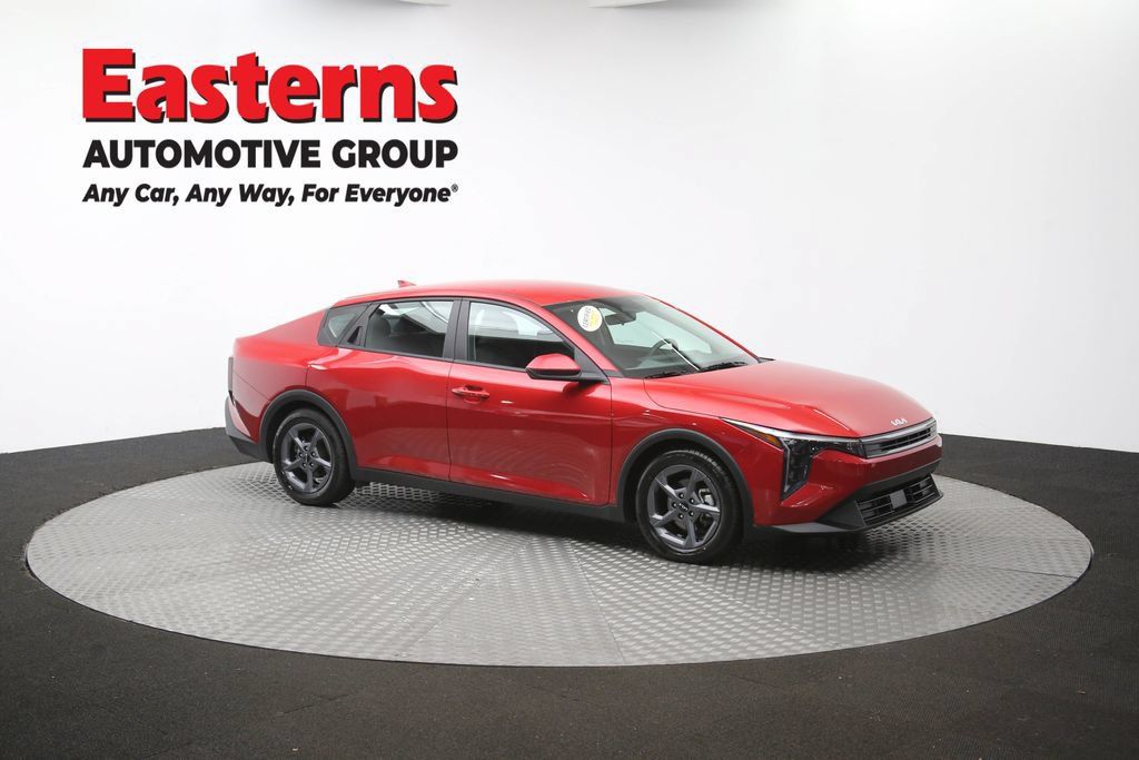 Used 2025 Kia K4 FWD image 50