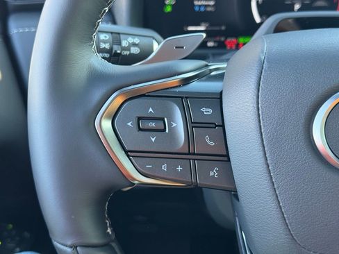 New 2025 Lexus LX 700h Luxury image 27