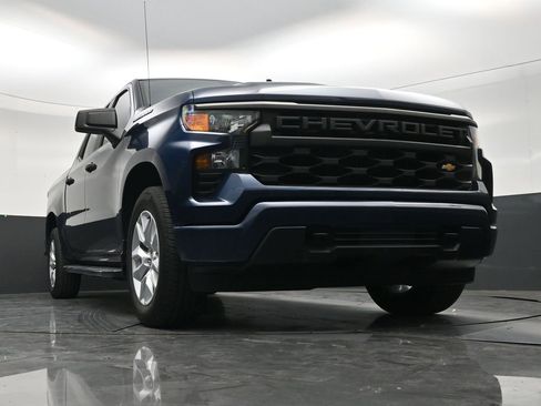Used 2023 Chevrolet Silverado 1500 Custom RWD image 26