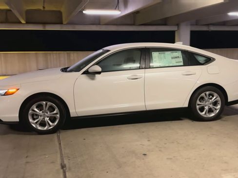 Used 2024 Honda Accord LX image 12