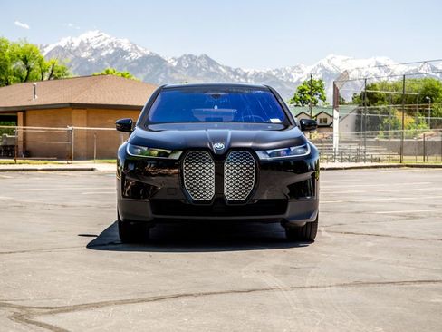 Certified 2024 BMW iX xDrive50 AWD/4WD image 8