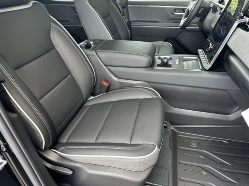 New 2026 GMC Sierra EV Elevation w/ LPO, Elevation Dark Package image 39