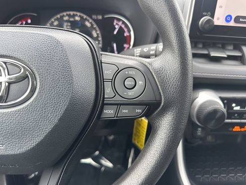 Used 2025 Toyota RAV4 LE image 14