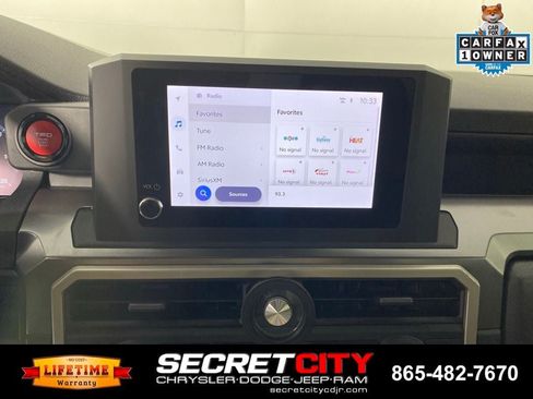 Used 2025 Toyota Tacoma TRD Sport AWD/4WD image 20