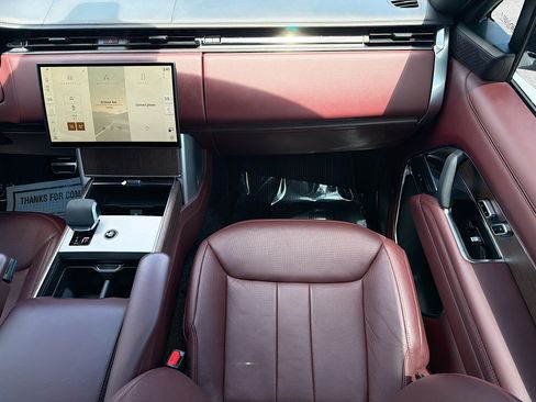 Used 2024 Land Rover Range Rover Long Wheelbase Autobiography AWD/4WD image 18
