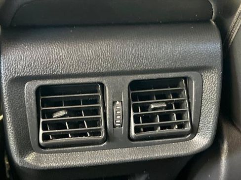 Certified 2022 Toyota Venza Limited AWD/4WD image 14