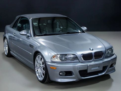 Used 2004 BMW M3 Convertible image 3