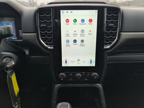 Used 2025 Ford Ranger XLT w/ Trailer Tow Package image 20