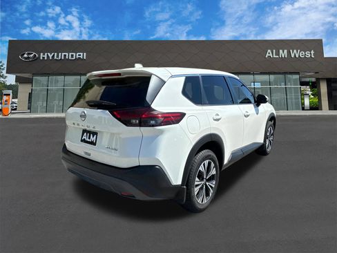 Used 2023 Nissan Rogue SV AWD/4WD image 5