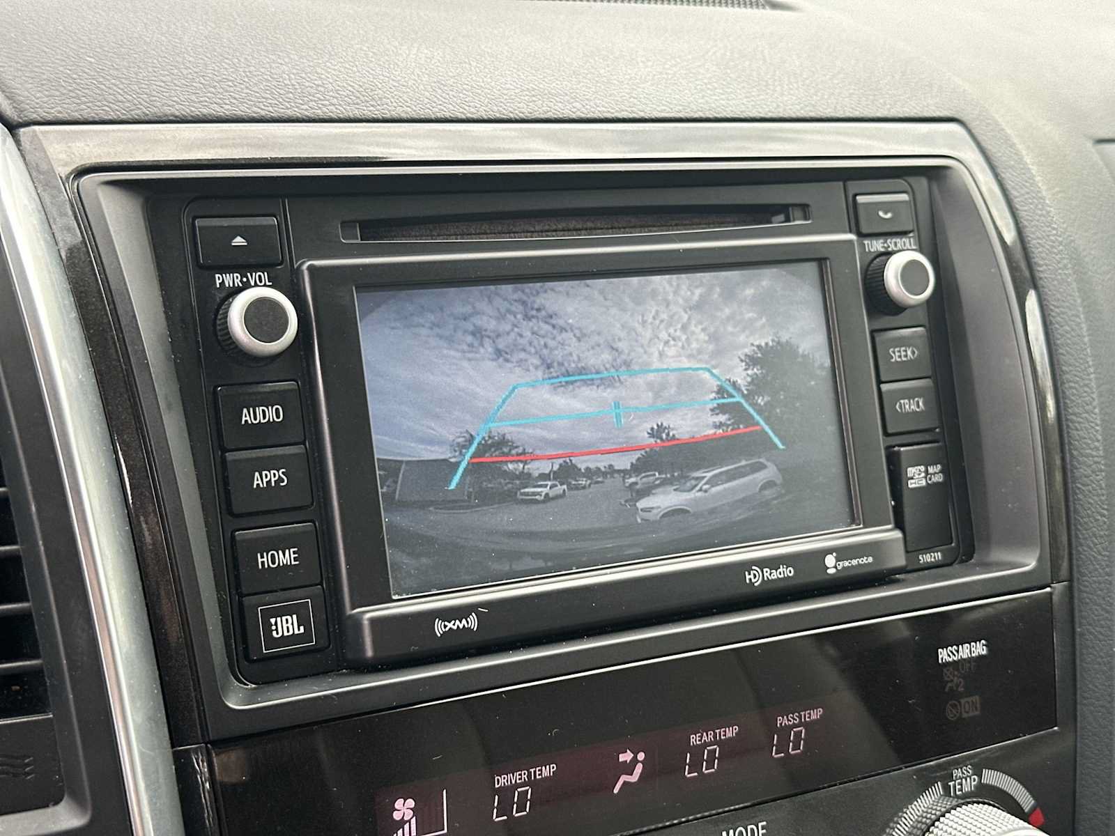 Used 2018 Toyota Sequoia Platinum AWD/4WD image 22