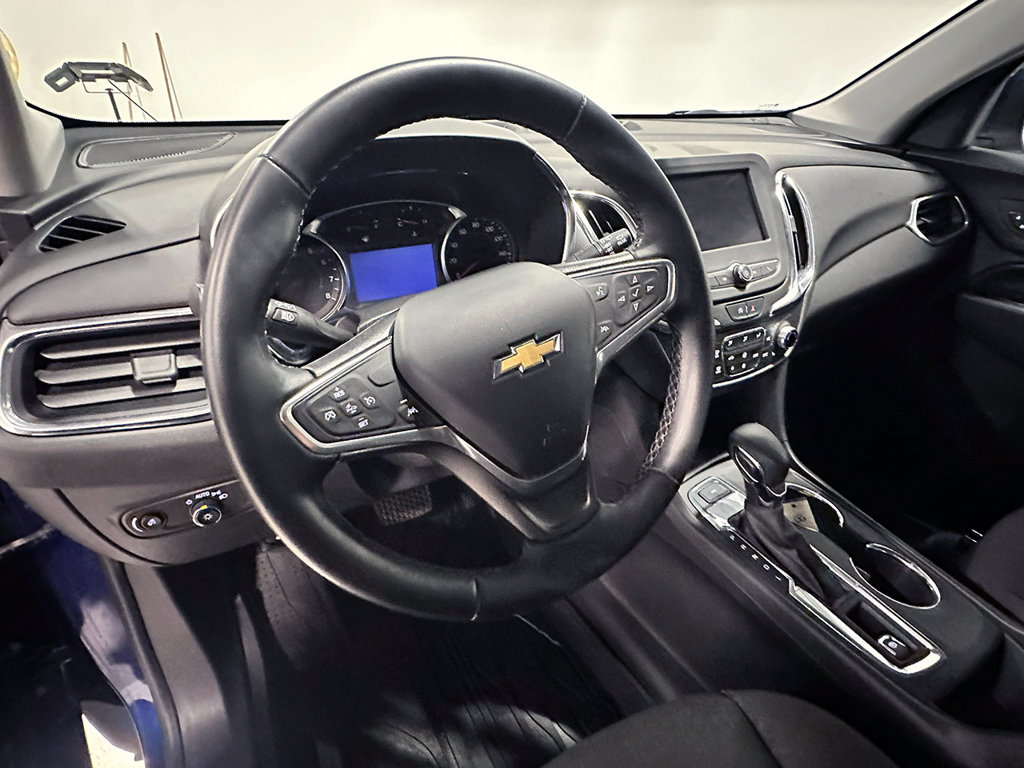 Used 2023 Chevrolet Equinox LT AWD/4WD image 24