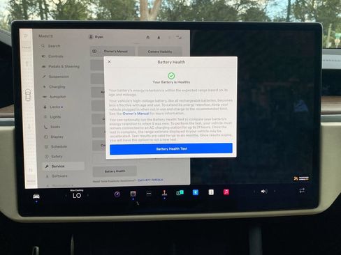 Used 2023 Tesla Model S Base image 26