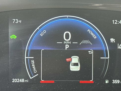 Used 2025 Toyota Camry SE image 27