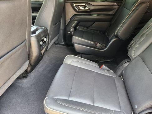 Used 2021 GMC Yukon SLT w/ SLT Premium Package RWD image 30