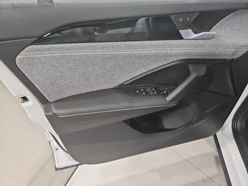 New 2026 Volkswagen Tiguan S AWD/4WD image 10