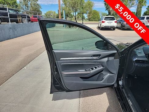 New 2025 Nissan Altima 2.5 SR image 11