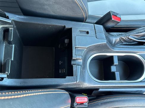 Used 2018 Subaru Crosstrek 2.0i Limited image 18