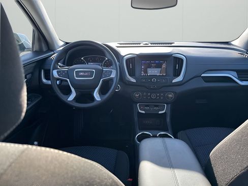 Used 2022 GMC Terrain SLE w/ Driver Convenience Package image 23