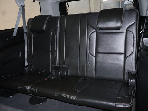 Used 2019 GMC Yukon XL Denali image 30