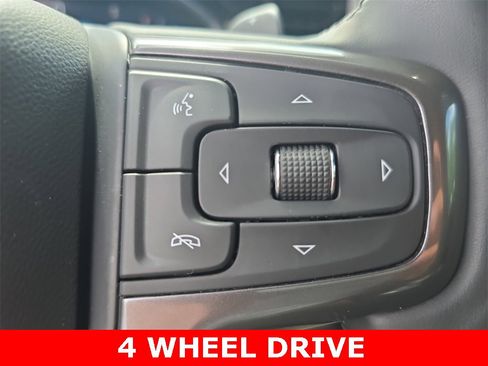 Used 2024 Chevrolet Silverado 1500 High Country w/ High Country Premium Package image 17