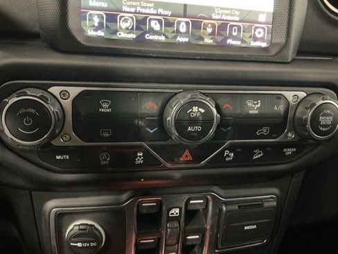 Used 2021 Jeep Wrangler Unlimited Sahara image 14