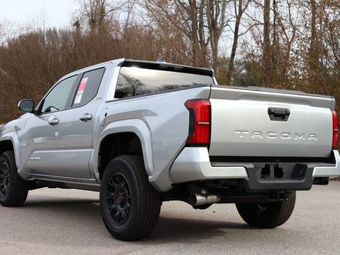 New 2025 Toyota Tacoma SR5 image 4