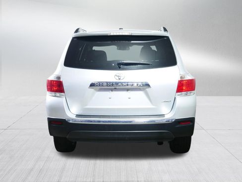 Used 2013 Toyota Highlander Limited image 6