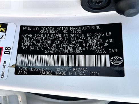 Used 2023 Lexus ES 350 w/ Premium Package FWD image 3