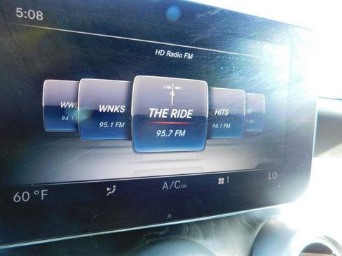 Used 2016 Mercedes-Benz GLC 300 image 21