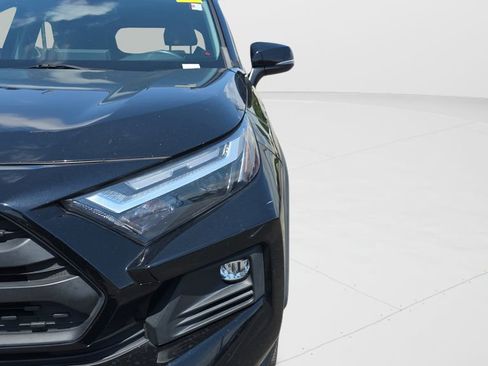 Used 2022 Toyota RAV4 Adventure image 9