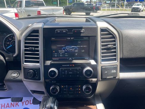 Used 2015 Ford F150 Lariat w/ Equipment Group 502A Luxury AWD/4WD image 39