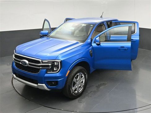 Used 2025 Ford Ranger Lariat w/ Chrome Accent Package image 56