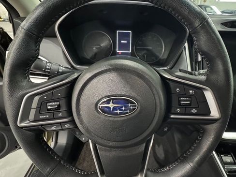 Used 2021 Subaru Outback Limited image 12